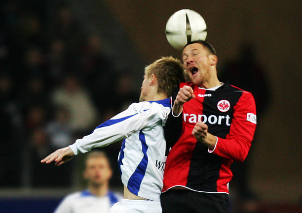 错失两发子 错失两发子