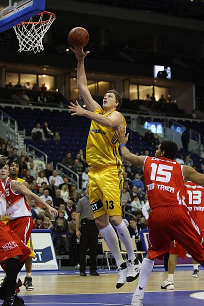 级巨星在场 级巨星在场